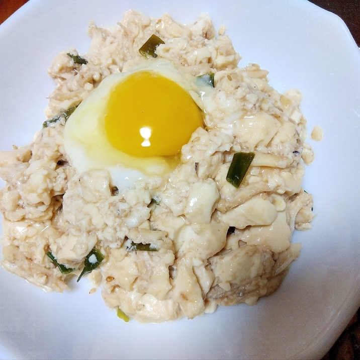 とろとろ卵しらす豆腐ご飯